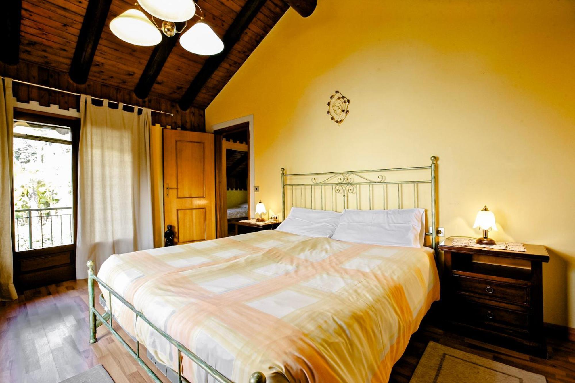 Rustico La Vigna Villa กันเนโร ริเวียรา ภายนอก รูปภาพ